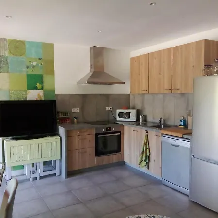 T3 En Rez De Sur Les Hauteurs D'ajaccio أجاكسيو