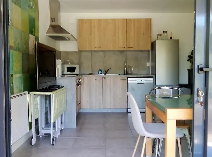 Apartmán T3 En Rez De Sur Les Hauteurs D'ajaccio Ajaccio (Corsica)